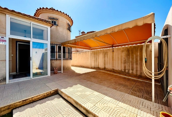 Återförsäljning - Villa - Torrevieja - Costa Blanca