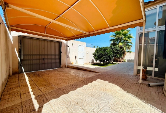 Återförsäljning - Villa - Torrevieja - Costa Blanca