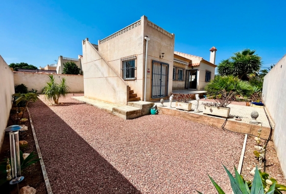 Återförsäljning - Villa - Torrevieja - Costa Blanca