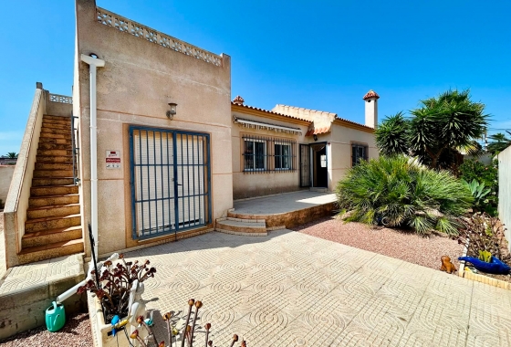 Återförsäljning - Villa - Torrevieja - Costa Blanca