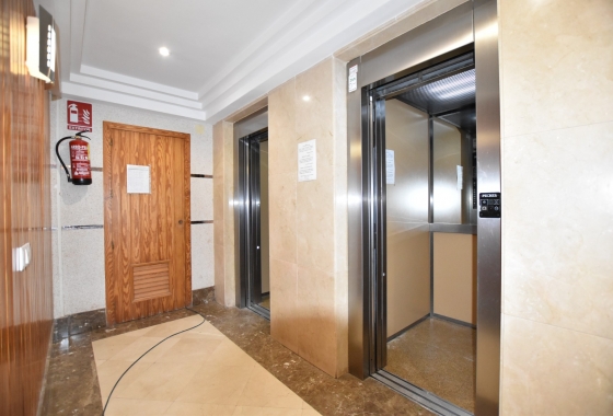 Resale - Apartment / flat - La Mata - Costa Blanca