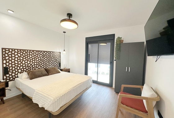 Wiederverkauf - Stadthaus - Torrevieja - Calas Blanca