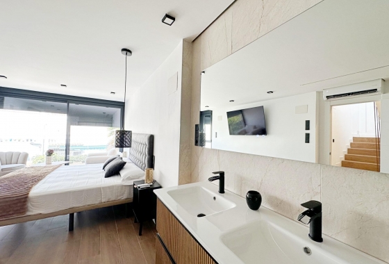 Wiederverkauf - Stadthaus - Torrevieja - Calas Blanca