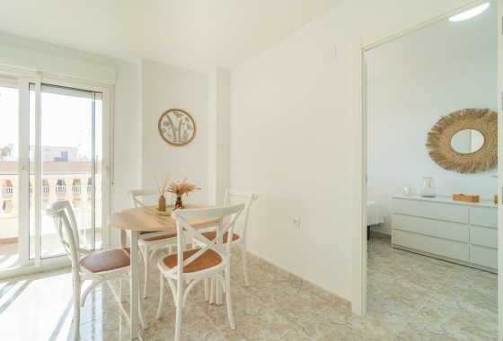 Resale - Apartment / flat - Torrevieja - Costa Blanca