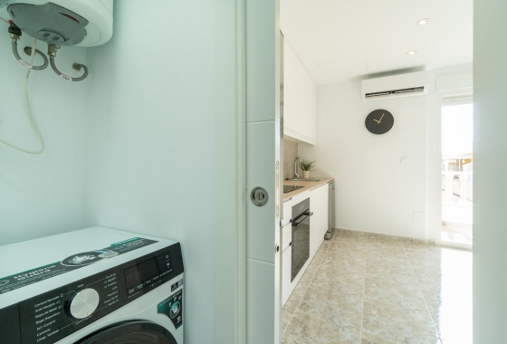 Resale - Apartment / flat - Torrevieja - Costa Blanca