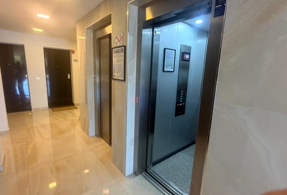 Resale - Apartment / flat - Torrevieja - Costa Blanca