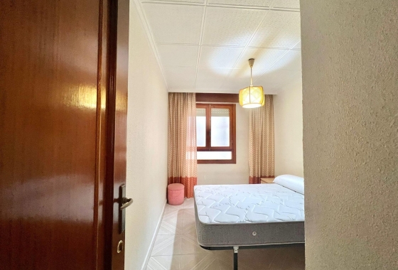 Resale - Apartment / flat - Torrevieja - Acequion