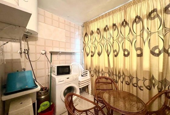 Resale - Apartment / flat - Torrevieja - Acequion