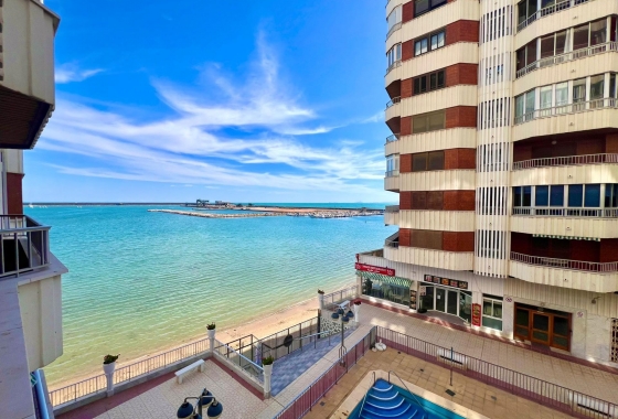 Resale - Apartment / flat - Torrevieja - Acequion