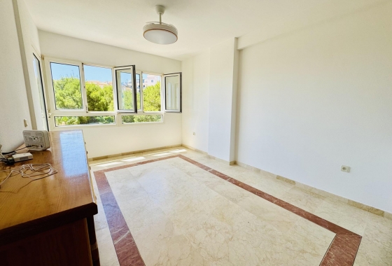 Resale - Apartment / flat - Orihuela Costa - Altos De Campoamor