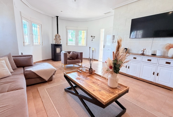 Resale - Villa - Catral - Costa Blanca