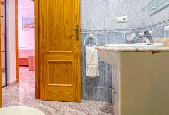 Resale - Apartment / flat - Torrevieja - Costa Blanca