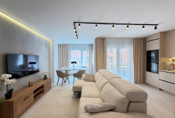 Resale - Apartment / flat - Torrevieja - Playa del Cura