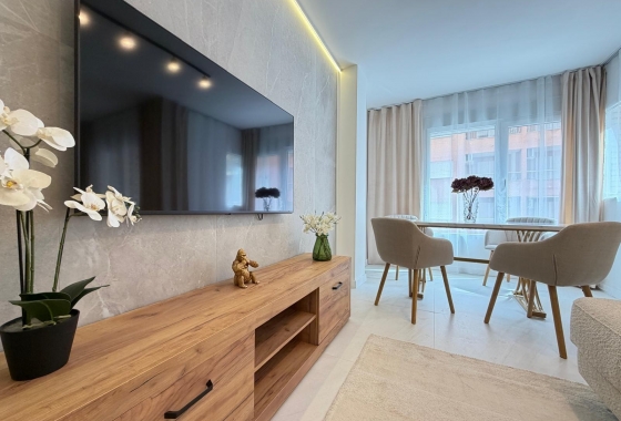 Resale - Apartment / flat - Torrevieja - Playa del Cura