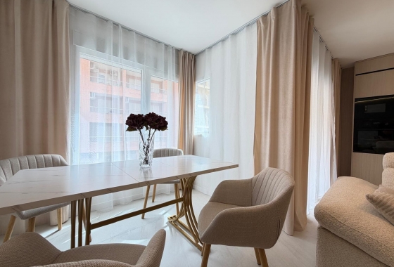 Resale - Apartment / flat - Torrevieja - Playa del Cura