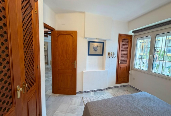 Resale - Apartment / flat - Torrevieja - Aldea Del Mar