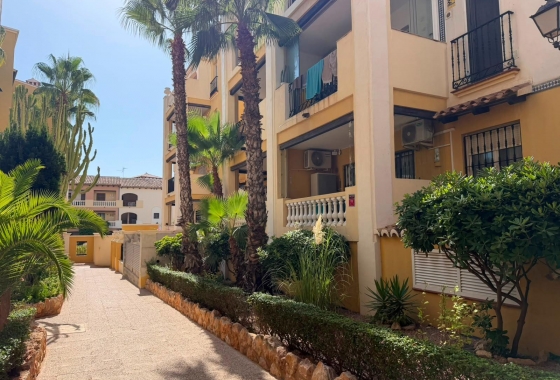 Resale - Apartment / flat - Torrevieja - Aldea Del Mar