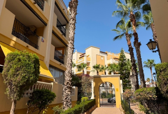 Resale - Apartment / flat - Torrevieja - Aldea Del Mar