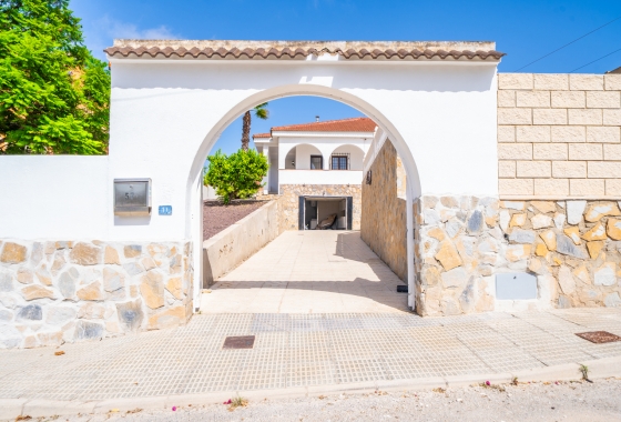 Resale - Villa - Torrevieja - Los Balcones
