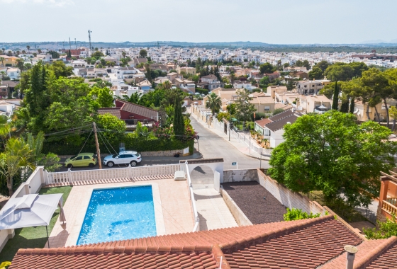 Resale - Villa - Torrevieja - Los Balcones