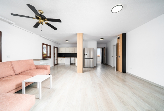 Resale - Villa - Torrevieja - Los Balcones