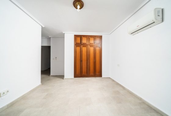 Resale - Villa - Torrevieja - Los Balcones