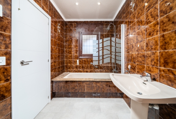 Resale - Villa - Torrevieja - Los Balcones