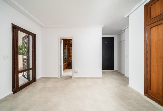 Resale - Villa - Torrevieja - Los Balcones