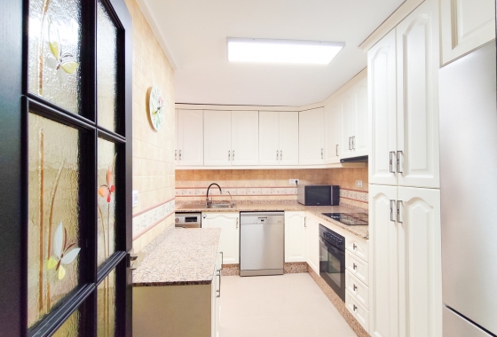 Resale - Apartment / flat - Torrevieja - Costa Blanca