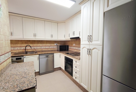 Resale - Apartment / flat - Torrevieja - Costa Blanca