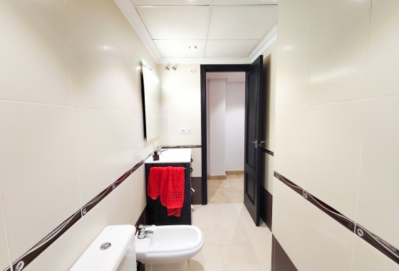 Resale - Apartment / flat - Torrevieja - Costa Blanca