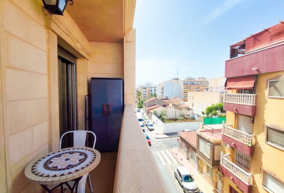 Resale - Apartment / flat - Torrevieja - Costa Blanca