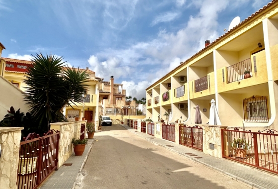 Resale - Apartment / flat - Orihuela Costa - Costa Blanca