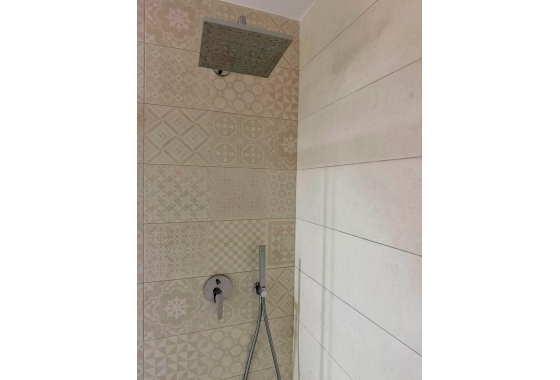 Resale - Apartment / flat - Torrevieja - aguas nuevas