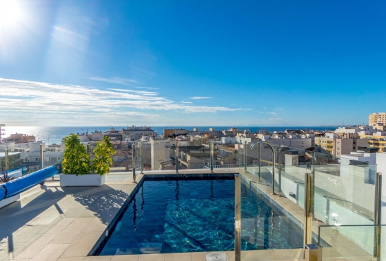 Resale - Apartment / flat - Torrevieja - Playa del Cura