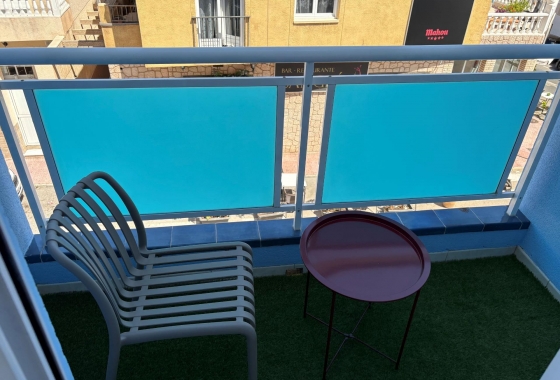 Resale - Apartment / flat - Torrevieja - Playa del Cura