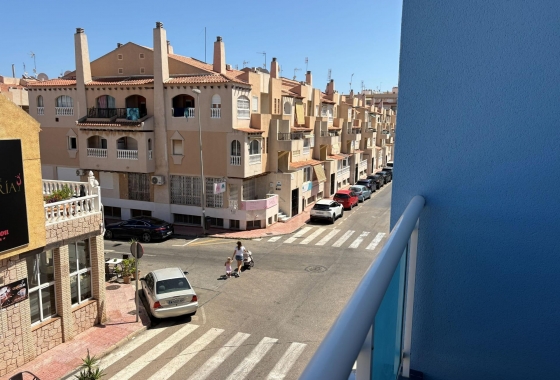 Resale - Apartment / flat - Torrevieja - Playa del Cura