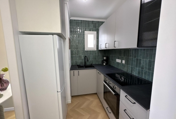 Resale - Apartment / flat - Torrevieja - Playa del Cura