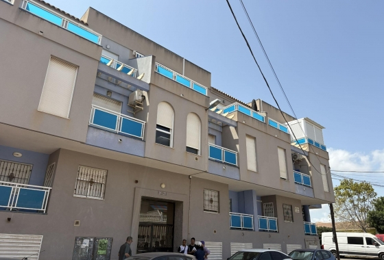 Resale - Apartment / flat - Torrevieja - Playa del Cura