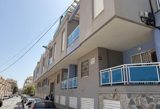 Resale - Apartment / flat - Torrevieja - Playa del Cura