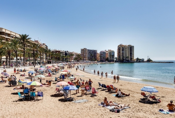Resale - Apartment / flat - Torrevieja - Playa del Cura