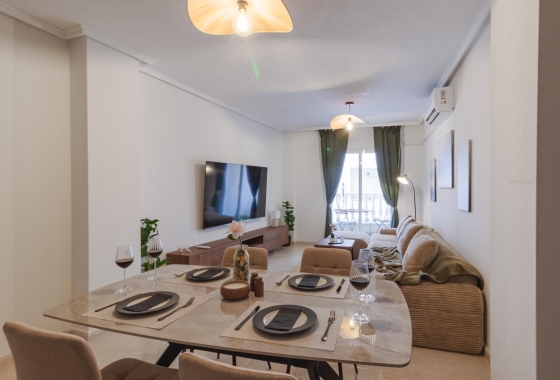 Resale - Apartment / flat - Torrevieja - Playa del Cura