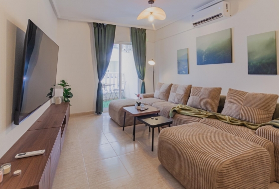 Resale - Apartment / flat - Torrevieja - Playa del Cura