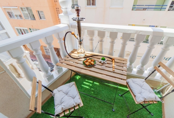 Resale - Apartment / flat - Torrevieja - Playa del Cura