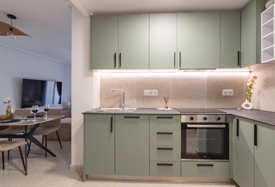 Resale - Apartment / flat - Torrevieja - Playa del Cura