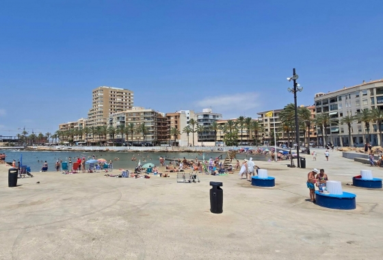 Resale - Apartment / flat - Torrevieja - Playa del Cura