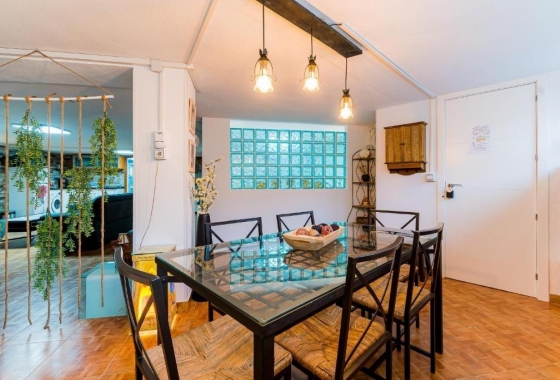 Resale - Townhouse - Torrevieja - Acequion