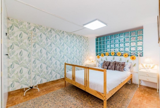 Resale - Townhouse - Torrevieja - Acequion