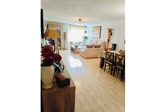 Resale - Townhouse - Torrevieja - Acequion