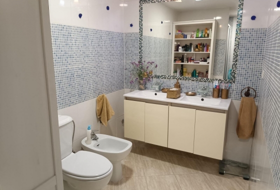 Resale - Townhouse - Torrevieja - Acequion